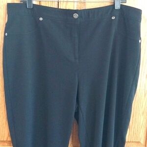 Chico's Women's Size 3 Short/XL‎ Black Ponte Knit Pants Straight Leg Flat Front